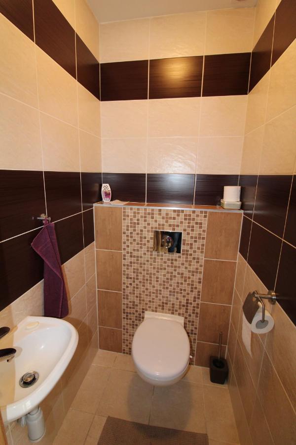 Apartman Baska Veľký Slavkov Esterno foto